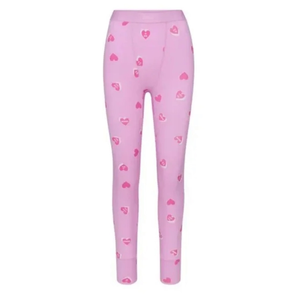 Skims - *LE* Valentines Day legging (petal print 💕) - Picture 2 of 6